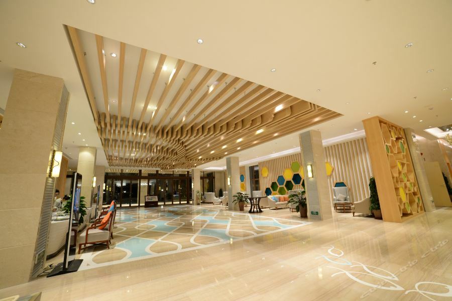 โรงแรมโรอีซี ฮอสปิทาลิตี้ ซานย่า ภายนอก รูปภาพ